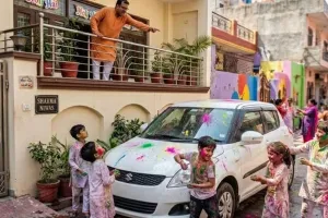 होली के रंगों से अपनी कार को ऐसे रखें सुरक्षित
