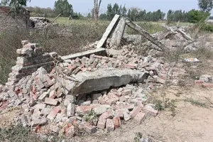 Moradabad: सीएम कंपोजिट विद्यालय की सरकारी जमीन कब्जे में लेने की तैयारी