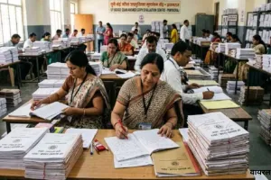 लखनऊ में जांची जाएंगी 4 लाख 80 हजार से अधिक कापियां: हाईस्कूल की 45 और इंटर की 40 उत्तर पुस्तिकाओं का मूल्यांकन 