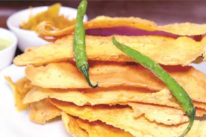 खाना खजाना : स्वादिष्ट स्नैक फाफड़ा