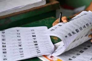 एसआईआर : जिले में कट गए दो लाख 48 हजार 116 मतदाता