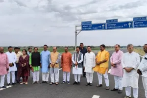 Ganga Expressway : विकास को मिलेगी रफ्तार, वरदान साबित होगा गंगा एक्सप्रेस वे