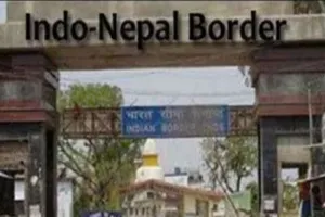 बहराइच : भारत-नेपाल सीमा पर 85 लाख रुपये की भारतीय और नेपाली मुद्रा जब्त, 6 लोग हिरासत में 
