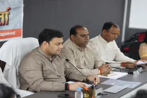 सपा-कांग्रेस पर मंत्री संदीप सिंह का तीखा हमला, कहा- विपक्षी दलों ने देश की आधी आबादी के साथ किया विश्वासघात  