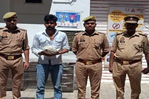 Barabanki Crime News : 1.26 करोड़ की हेरोइन के साथ तस्कर गिरफ्तार, एण्टी नारकोटिक्स टास्क फोर्स ने की कार्रवाई