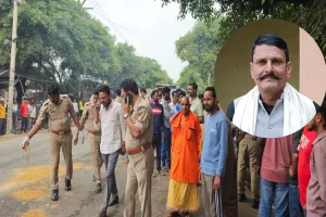 Rampur: सैफनी में ट्रक की चपेट में आकर बाइक सवार किसान की मौत, भाई घायल