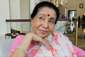 पार्श्व गायिका आशा भोंसले का निधन : 92 साल की उम्र में ली अंतिम सांस, कल शिवाजी पार्क में किया जाएगा अंतिम संस्कार 