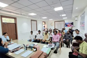 Noida Violence: श्रमिकों के व्यवहार की जिम्मेदारी एजेंसी की भी, उपद्रव होने पर एजेंसी को ब्लैकलिस्ट एवं लाइसेंस निरस्तीकरण की चेतावनी 