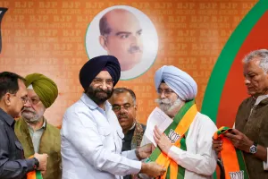 पंजाब की सियासत में बड़ा फेरबदल... AAP के पूर्व नेता एच.एस. फूलका भाजपा में शामिल, 1984 दंगों के वकील का बड़ा कदम