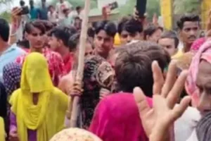 Mathura News: शराब का ठेका खोले जाने पर ग्रामीणों ने किया हंगामा, तोड़फोड़ के आरोप में नौ लोग गिरफ्तार 