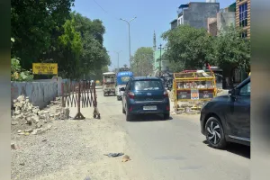 Bareilly:सिटी स्टेशन रोड से पूरी तरह से हटा ट्रैफिक प्रतिबंध, दौड़ने लगे भारी वाहन