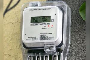 Bareilly: खाता न बही जो स्मार्ट मीटर कहे वो सही ! जब चाहे काट रहा बिजली