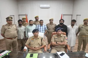 Bareilly: साइबर ठगों का मिला चाइनीज कनेक्शन, डॉक्टर सहित 5 गिरफ्तार