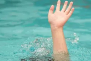  श्रावस्ती में राप्ती बनी काल : दो मासूम बच्चियों की ले ली जान, प्रशासन के प्रति ग्रामीणों में नाराजगी