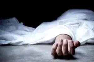 यूपी : किशोरी को भगाने वाले आरोपी का कोतवाली में फंदे पर लटका मिला शव, इंस्पेक्टर और सिपाही सस्पेंड 