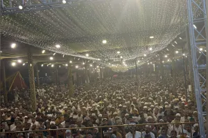 उर्स-ए-ताजुश्शरिया:आधी रोटी खा लेना मगर बच्चों की तालीम कराना, बेटियों को फोन से रखें दूर
