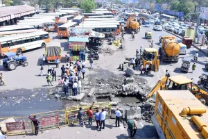 Bareilly: सैटेलाइट हादसे की जांच रिपोर्ट तैयार, ठेकेदार की फर्म होगी ब्लैकलिस्ट