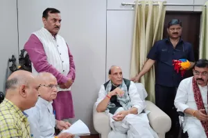  लखनऊ : रक्षा मंत्री राजनाथ सिंह से मिला इप्सेफ प्रतिनिधिमंडल