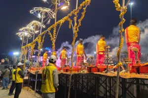 अक्षय तृतीया पर बागपत में यमुना महाआरती के साथ स्वच्छता का महाभियान, श्रद्धालुओं ने लिया संकल्प