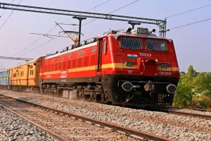 यात्री ध्यान दें : 7 अगस्त तक मुरादाबाद-बरेली रूट पर ट्रेन सफर आसान नहीं !  22 दिन तक बदला रहेगा मार्ग और समय