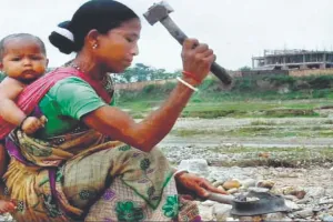 मजदूरों को सम्मान देने में आखिर हर्ज क्या है!
