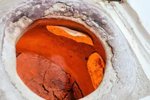 बस्ती में अमानवीय व्यवहार ... रसगुल्ला खाने पर 11 साल के बच्चे को जलते तंदूर में फेंका, हालत गंभीर 