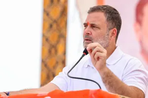राहुल गांधी का रायबरेली दौरा : सरकार पर बोला तीखा हमला, कहा- महंगाई से आम आदमी बेहाल