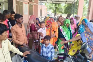 Pilibhit News : पति ने पीटकर ली महिला की जान, परिजन बोले: दहेज को करता था परेशान!