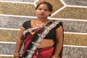 बाराबंकी : प्रताड़ना से तंग विवाहिता ने ट्रेन के आगे कूदकर दी जान, जानें क्या पूरा मामला