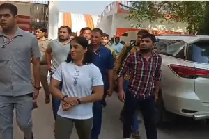 गोंडा : मैट पर वापसी को तैयार विनेश फोगाट, अनुमति न मिलने पर जताई नाराजगी 