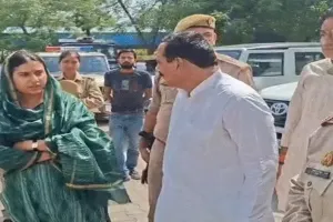  सपा सांसद इकरा हसन को पुलिस ने लिया हिरासत में, पीड़ित महिला के साथ पहुंची थी डीआईजी से मिलने