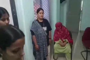 Meerut News : मेरठ मेडिकल कॉलेज में तैनात नर्स की हत्या, वार्ड बॉय ने बहन संग मिलकर घोटा गला, वजह जान पुलिस भी हैरान