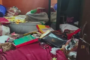बाराबंकी में डकैतों ने मचाया तांडव : पुलिस गश्त के 10 मिनट बाद ही टूट पड़े डकैत, मायके आई बहनों और मासूमों को भी नहीं बख्शा