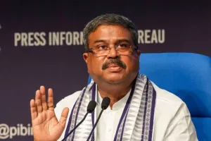 कांग्रेस के CBSE परीक्षा संबंधी दावों पर शिक्षा मंत्री प्रधान का तीखा पलटवार, कहा- 'राहुल हताश और तकनीकी प्रगति के विरोधी' 