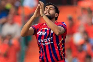 विराट को क्लीन बोल्ड कर रातोंरात स्टार बने प्रिंस यादव, अब अफगानिस्तान के खिलाफ मिली भारत की जर्सी