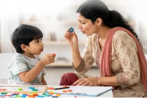 मोबाइल बना बच्चों की बोलती ज़ुबान का सबसे बड़ा खतरा! बच्चों के भाषा विकास में स्मार्टफोन बाधक क्यों?