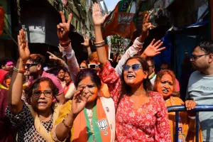 Bengal Election Result : अंग बंग कलिंग जीता, मां माटी मानुष पड़ा फीका  