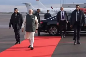 PM Modi Norway :  नॉर्वे के लिए रवाना हुए प्रधानमंत्री मोदी, इंडिया-नॉर्डिक समिट में होंगे शामिल