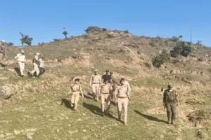 Jammu Kashmir : शिव खोड़ी यात्रा से पहले चला सुरक्षा अभियान, कश्मीर डीआईजी ने रियासी में की समीक्षा