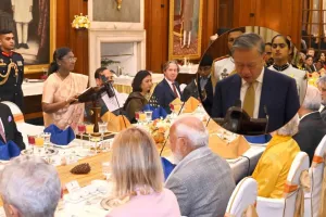 वियतनाम के राष्ट्रपति तो लाम के सम्मान में राष्ट्रपति भवन में रात्रि भोज, पीएम मोदी भी हुए शामिल