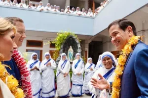  अमेरिकी विदेश मंत्री मार्को रुबियो की भारत यात्रा शुरू, कोलकाता के 'मदर हाउस' का किया दौरा, PM मोदी से करेंगे मुलाकात