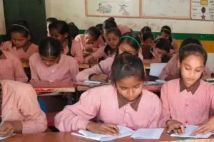 यूपी में संवाद आधारित शिक्षण पर विशेष जोर, सरकारी स्कूलों में अब बच्चों के 'कॉन्फिडेंस' और 'कम्युनिकेशन' पर फोकस  