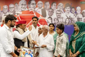 मेरठ की कबड्डी खिलाड़ी अनुष्का पाल हत्याकांड की हो सीबीआई जांच-अखिलेश यादव 