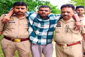 Rampur News: सैफनी में दिव्यांग से दुष्कर्म करने का आरोपी मुठभेड़ में गिरफ्तार, दिनदहाड़े घर में घुसकर की थी हैवानियत