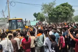 Vinod Kumar Murder Case : देहरादून में भाजपा नेता की हत्या पर बवाल, भीड़ ने आरोपियों के घर बोला धावा, इलाके में सांप्रदायिक तनाव 