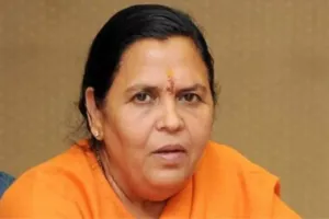 सफर के दौरान मुजफ्फरनगर में उमा भारती की तबीयत बिगड़ी, प्राथमिक उपचार के बाद दिल्ली रवाना 