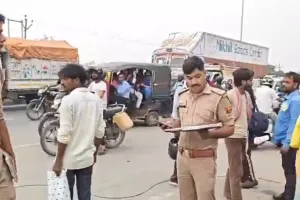 Bulandshahr Accident: टेंपो और ई-रिक्शा की टक्कर में दो की मौत, पुलिस ने शुरू की जांच