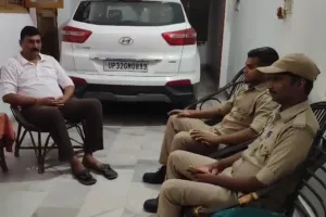 राम मंदिर चढ़ावा विवाद: अयोध्या रवाना होने से पहले कांग्रेस नेताओं को पुलिस ने किया हाउस अरेस्ट, लोकतांत्रिक अधिकारों के हनन का लगाया आरोप, देखें Video