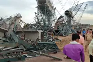 Hamirpur Bridge Collapse Update: पुल हादसे की जांच के लिए दो उच्च स्तरीय समितियां गठित, दोषियों पर सख्त कार्रवाई की तैयारी 