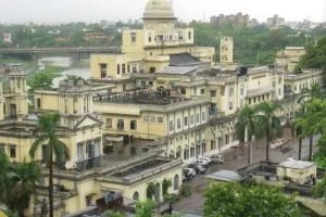 लखनऊ की 'छतर मंजिल' बनेगी ग्लोबल टूरिज्म हब: नवाबी विरासत के साथ मिलेगा वर्ल्ड क्लास हेरिटेज हॉस्पिटैलिटी का मजा